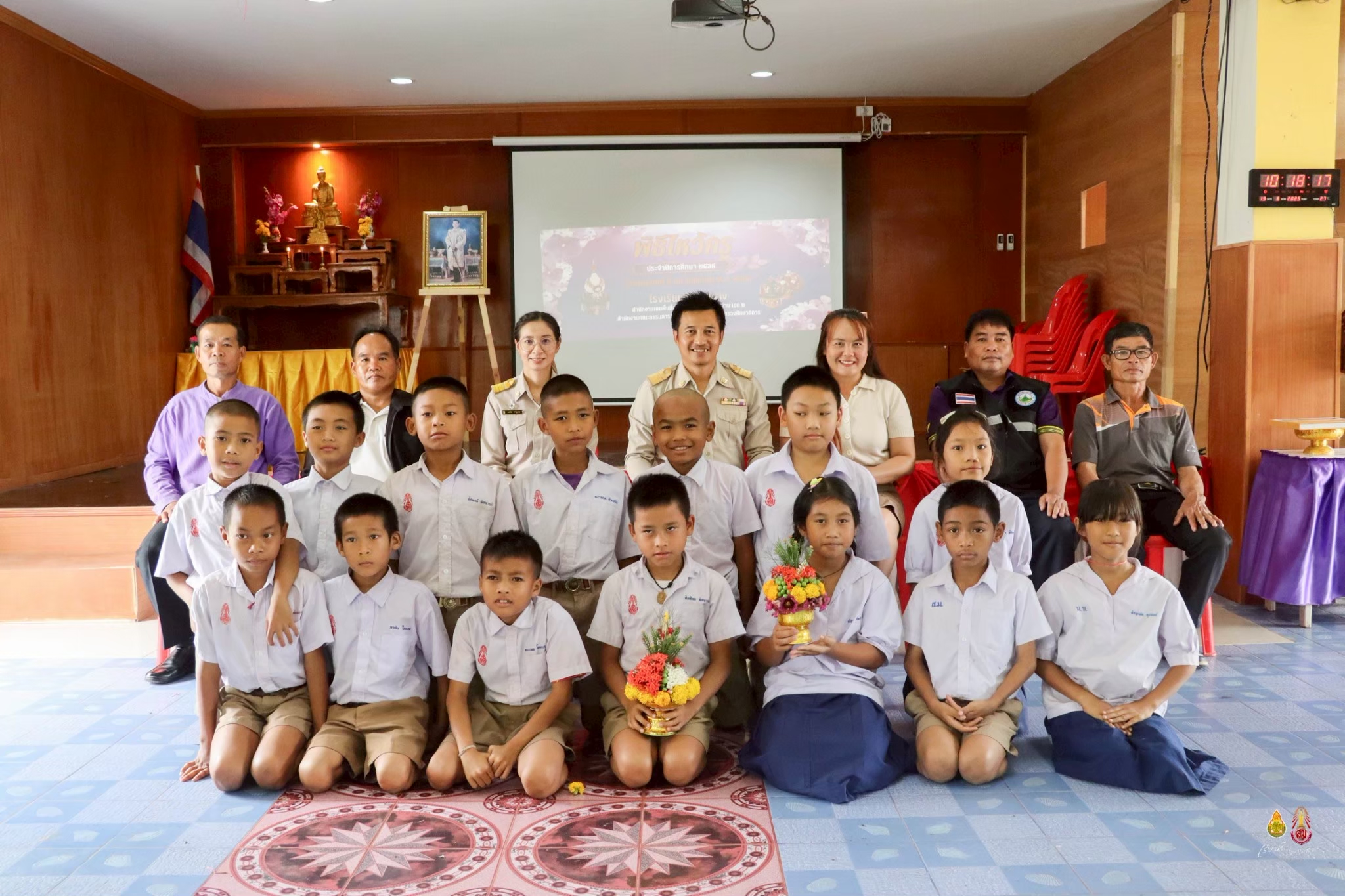 LINE_ALBUM_พิธีไหว้ครู 2568_260128_7