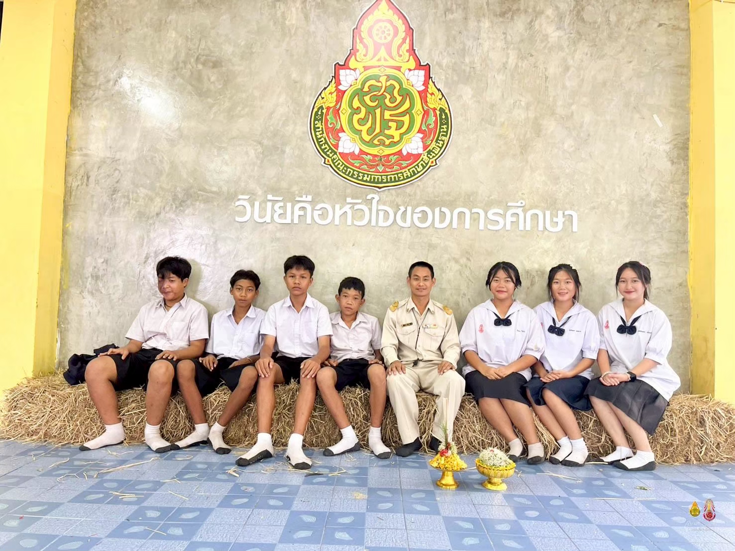 LINE_ALBUM_พิธีไหว้ครู 2568_260128_9