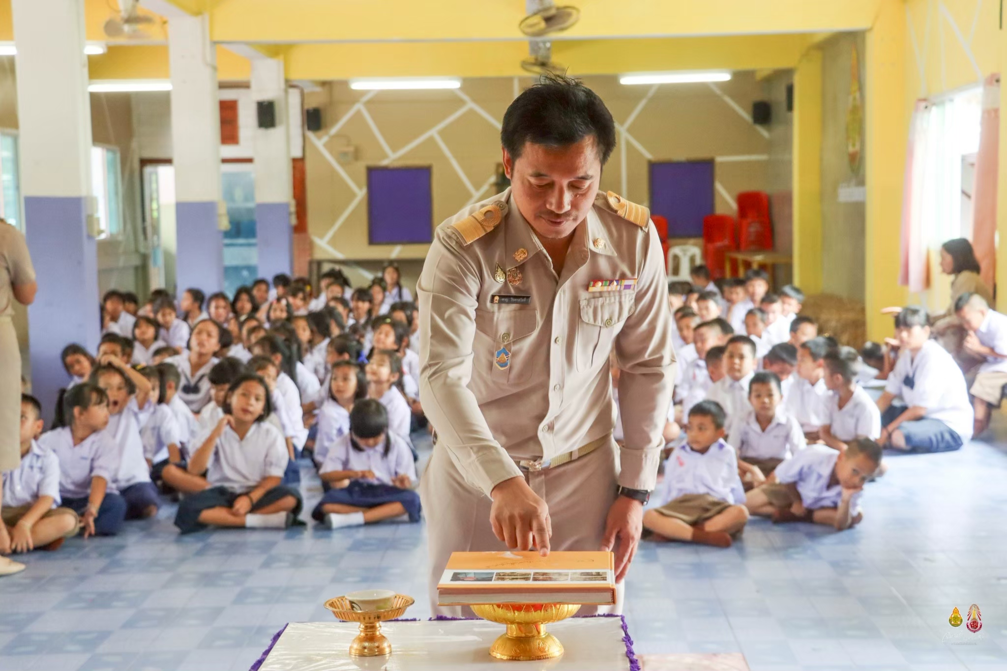 LINE_ALBUM_พิธีไหว้ครู 2568_260128_19